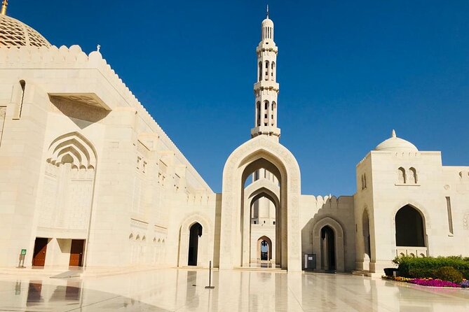 4 Days 3 Nights Package Oman Private Tour - Day 3: Izki’s Zukait Tombs, Jebel Akhdar Green Mountain, and Nizwa Heritage