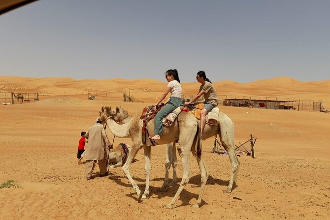 4 Days - 3 Nights Private Roundtrip Tours - Al Jamal Tour - Day 2: Sur forts, dhow building, Wahiba Sands 4x4 sunset