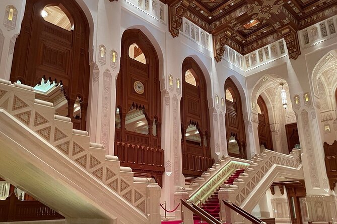 4-Hour Muscat City Tour Afternoon Till Evening - Royal Opera House: a look at Oman’s arts stage