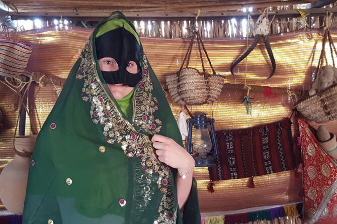 5-Days Private Oman Tour from Muscat - Day 2: Sur’s Dhow Factory, Wadi Bani Khalid Swim Time, and Wahiba Sands Sunset