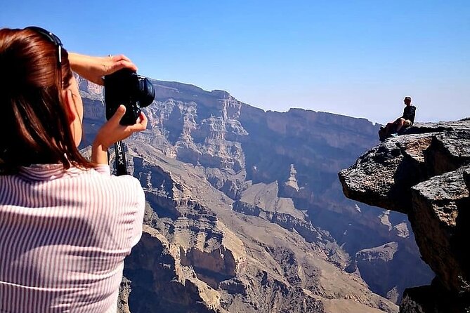 5-Days Private Oman Tour from Muscat - Day 5: Wadi Ghul Grand Canyon Views, Bait Al Safa, Bahla Fort, and Jabreen Castle