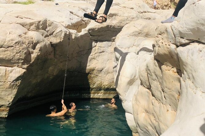 5-Days Private Oman Tour – Mountains, Deserts & Coastline - Wadi Tiwi photo stop, then Turtle Beach overnight energy