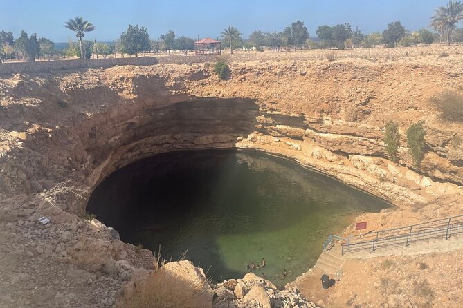5-Days Private Oman Tour – Mountains, Deserts & Coastline - Nizwa Fort, Nizwa Souq, and Al Hamra old houses