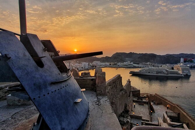 5 Hours Private Tour in Muscat City - Mutrah Fish Market to Mutrah Souq: where the day turns from monuments to people