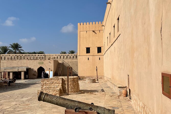 AMOUAGE: Full Day Private Tour to Nizwa and Jebel Akhdar - Jebel Akhdar: cooler heights, highland views, and slow mountain time