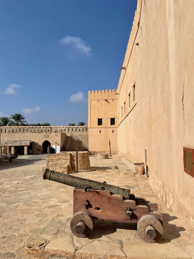 AMOUAGE: Full Day Private Trip to Nizwa and Al Jabal Akhdar - A route that makes Nizwa and the mountains click