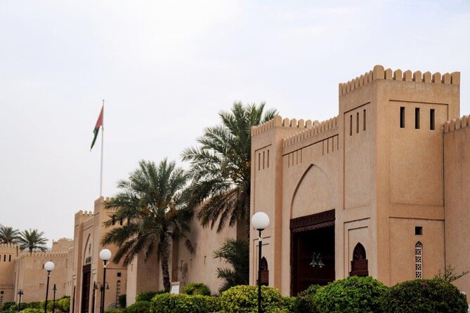 Amouage & Nizwa Full-Day Tour: Fort, Souq & Barakat Al Mouz - Time on the road: how the 7 to 8 hours may feel in real life