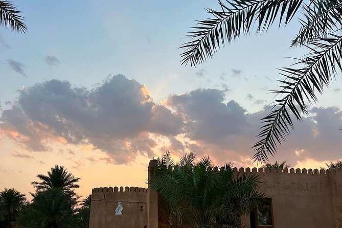 Day Tour to the Enchanting Forts of Nizwa - Jabreen Fort: Painted Ceilings and Carved Doors