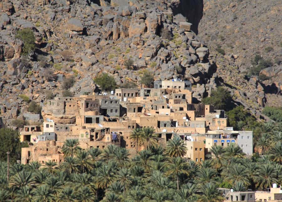 Day Trip to Jabal Shams, Wadi Nakhar, Misfat Al Abriyeen - Who this tour suits best, and who should skip it