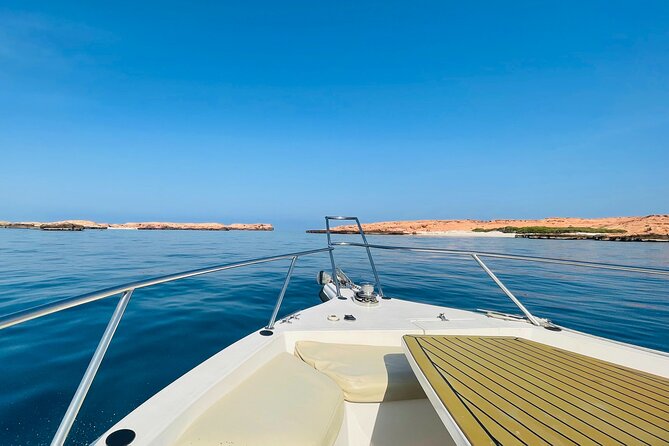 Daymaniyat Islands Snorkeling 2 different snorkeling sites and Lunch included - The 40 ft semi enclosed yacht ride that sets the tone