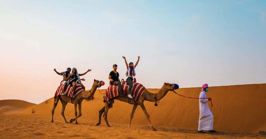 Desert Safari - Private 4WD car - Safety and health: quad biking rules, body limitations, and who should skip this