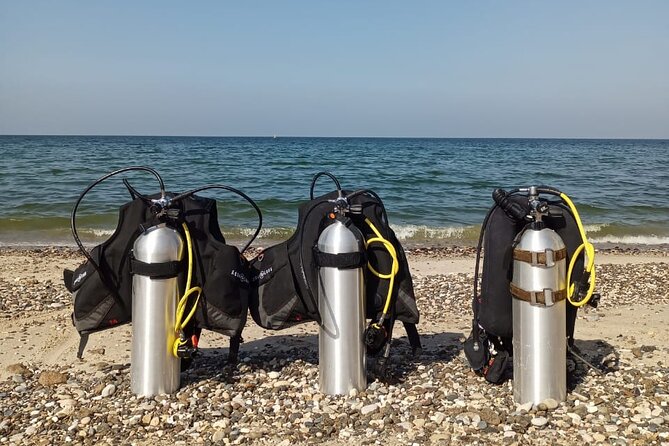 Discover Scuba Diving from a Fishing Village - Who should book this Qantab scuba session (and who might skip it)