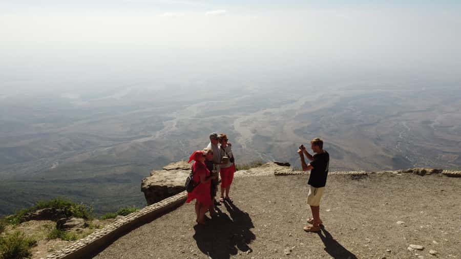 East Salalah Adventure: Nature, History, and Scenic Views - Transportation, timing, and small-group comfort
