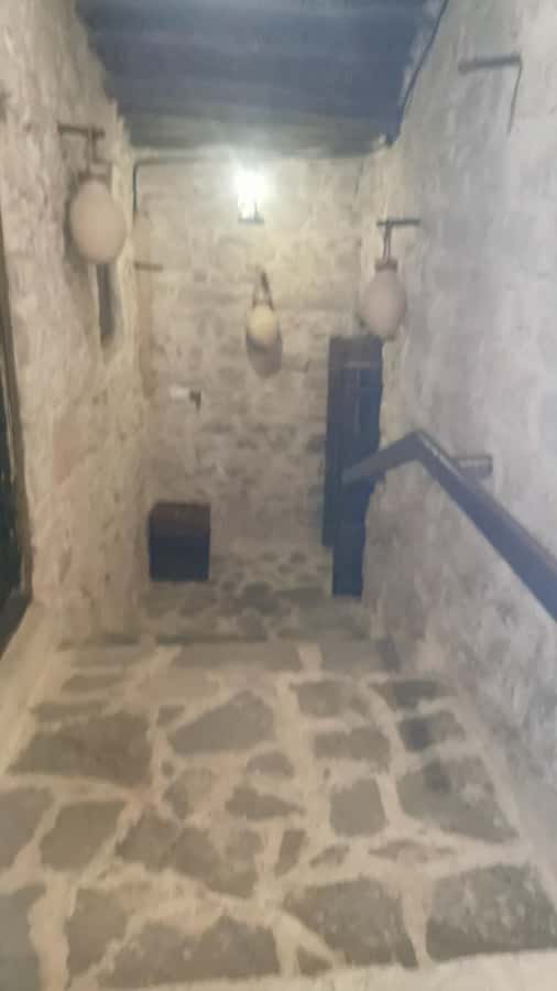 East Salalah Tour by VisitSalalah - Taqa Castle and Koofan House, optional entrances with real character