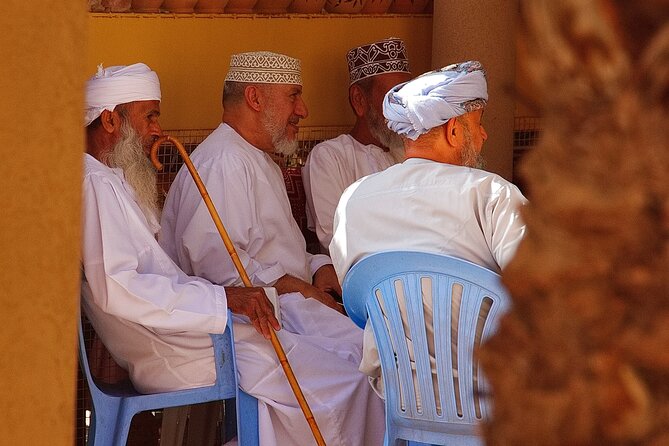 Enjoy the beauty of Fanja, Samail، Izki & Nizwa on a special trip - Omani Music, Coffee Tastings, and the Guide’s Role in Your Day