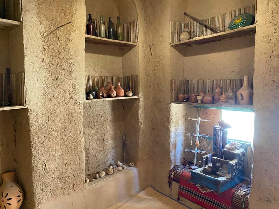 From Muscat: Nizwa & Al Hamra with Jebel Shams Night Stay - Small group energy and English guide quality, Khair and Salman