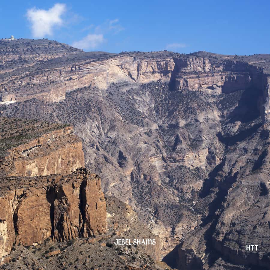 From Muscat: Nizwa Day Trip with Grand Canyon - Jebel Shams: Oman’s Highest Peak and the Panoramic Reward