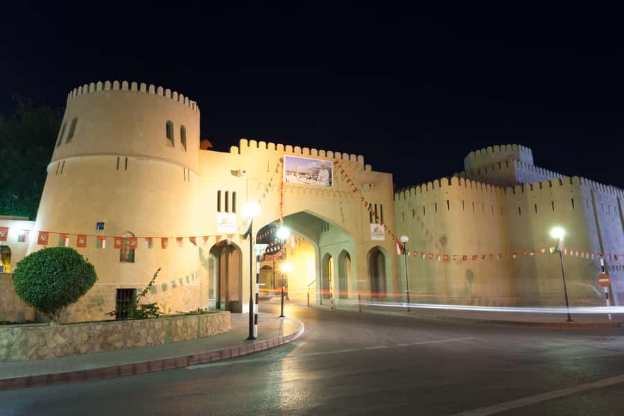 From Muscat: Nizwa Guided Tour with Optional Overnight Stay - Leaving Muscat Late Afternoon: The Ride That Sets the Mood
