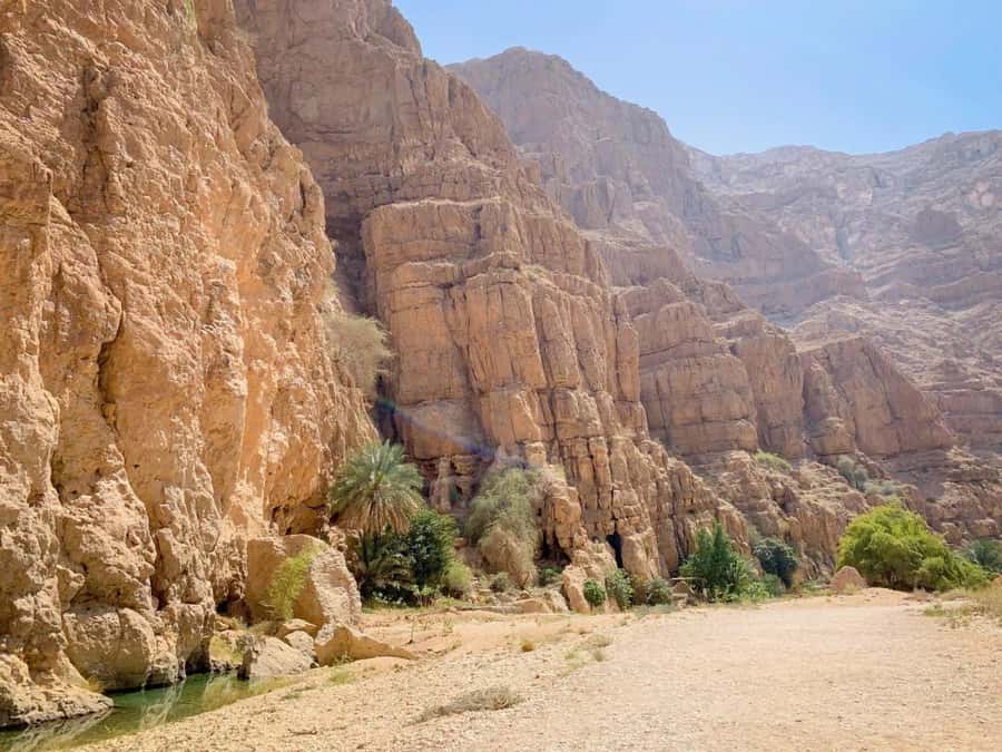 From Muscat: Wadi Shab & Sinkhole Private Tour & Free Lunch - Bimmah Sinkhole: crater-lake photos and a second swim