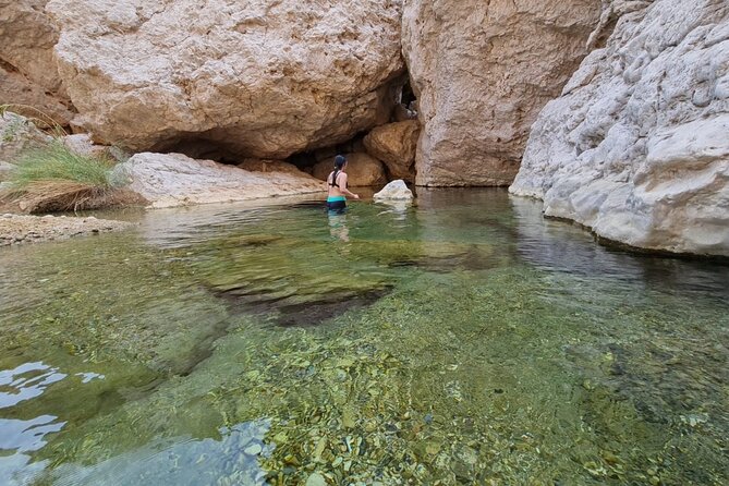 Full-Day Bimmah Sinkhole and Wadi Al Arbeieen Tour - Why This Wadi Circuit Works for a Full Muscat Day