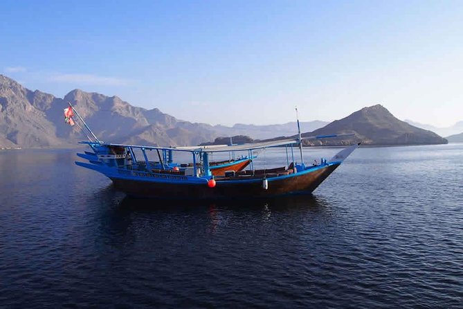 Full-Day Dhow Cruise in Khasab Musandam - Group size on the dhow: big tour limits, small boat energy
