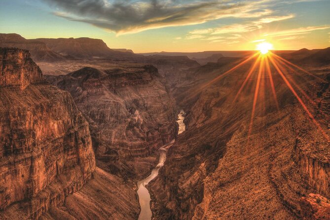 Full-Day Grand Canyon and Nizwa Tour by 4x4 - Nizwa Souq and Nizwa Fort: Your Cultural Warm-Up