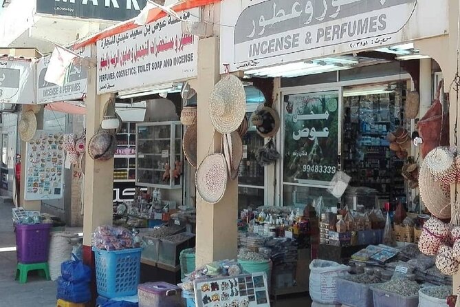 Full Day Guided Salalah a Combination of East and West tour - Souq Shati Al Hafa: Frankincense Shopping With Real Omani Texture