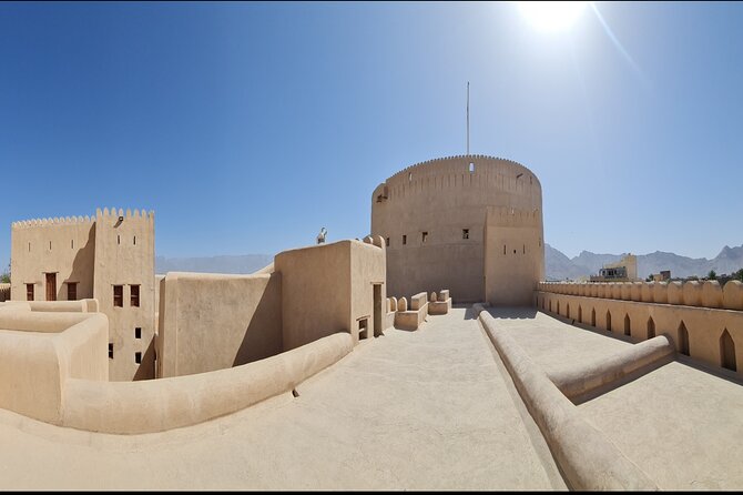 Full-Day Nizwa Fort, Bahla Fort and Jabreen Castle Private Tour - 4WD comfort, bottled water, and how private pacing feels