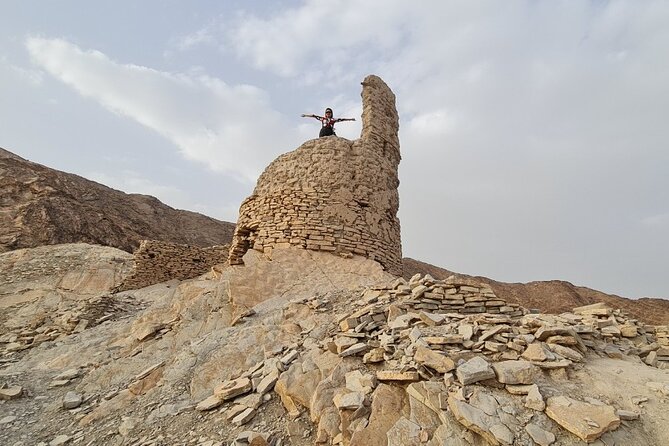 Full Day Private Historical Tour from Muscat to Nizwa Region - Aflaj irrigation at Al Kattmyn and Jebel Akhdar: how water shapes the mountains