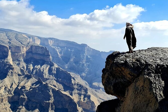 Full Day Private Tour to Nizwa and Jebel Shams from Muscat - Private 4WD day from Muscat: what you actually get