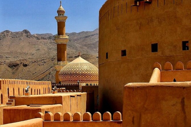 Full Day Private Tour to Nizwa and Jebel Shams from Muscat - Price and value: what $203 per person really buys