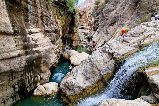 Full-Day Private Wadi Tiwi Adventure - Entering Wadi Tiwi, Where the Waterfall Comes Fast