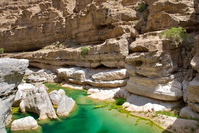 Full Day Tour in Wadi Shab - Wadi Shab canyon hike and swimming pools
