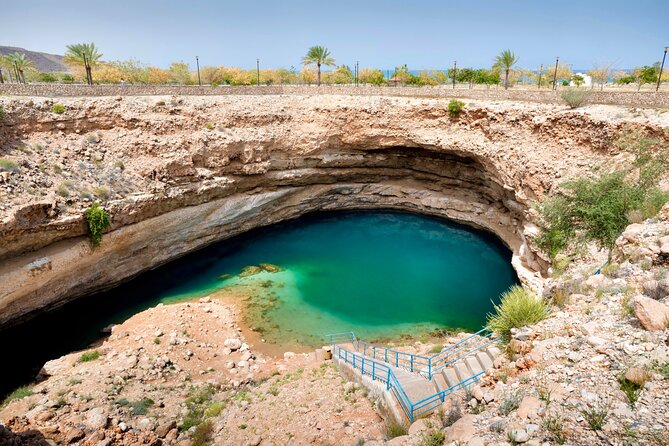 Full Day Tour in Wadi Shab - Price and value: what you’re paying for