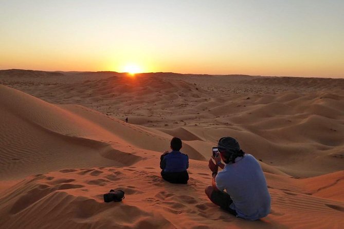 Golden Dunes Getaway: Overnight Safari in Salalah’s Empty Quarter - The 4x4 plan, group size, and how safety really works out there