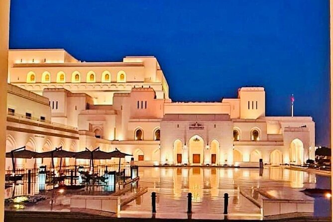 Half-Day Private Muscat City Tour - Top Landmarks in Just 4 Hours - Qurum Beach photo stop: a break from rules, plus the tea moment