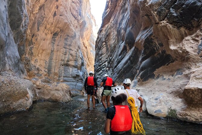 Half Day - Snake Canyon Adventure Tour in Jebel Shams - Inside Snake Canyon: the 3 km route and how it feels