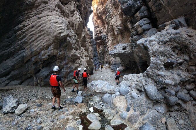 Half Day - Snake Canyon Adventure Tour in Jebel Shams - Abseiling about 10 meters: what you should expect