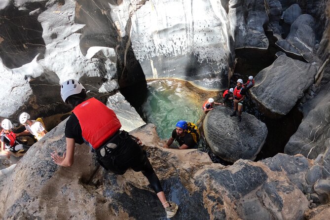 Half Day - Snake Canyon Adventure Tour in Jebel Shams - Price and value: is $210.87 worth it?