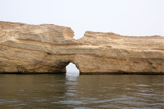 Historical Muscat Sunset Tour - On-Board Comfort: Coffee, Dates, and the Reality of Shared Seating