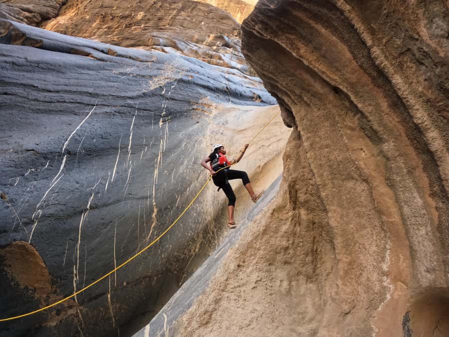Jebel Shams: Full Day Adventure Tour through Snake Canyon - Key Things You’ll Love About Snake Canyon Canyoning