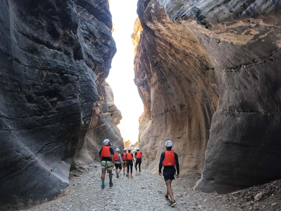 Jebel Shams: Full Day Adventure Tour through Snake Canyon - Quick Practical Tips Before You Go
