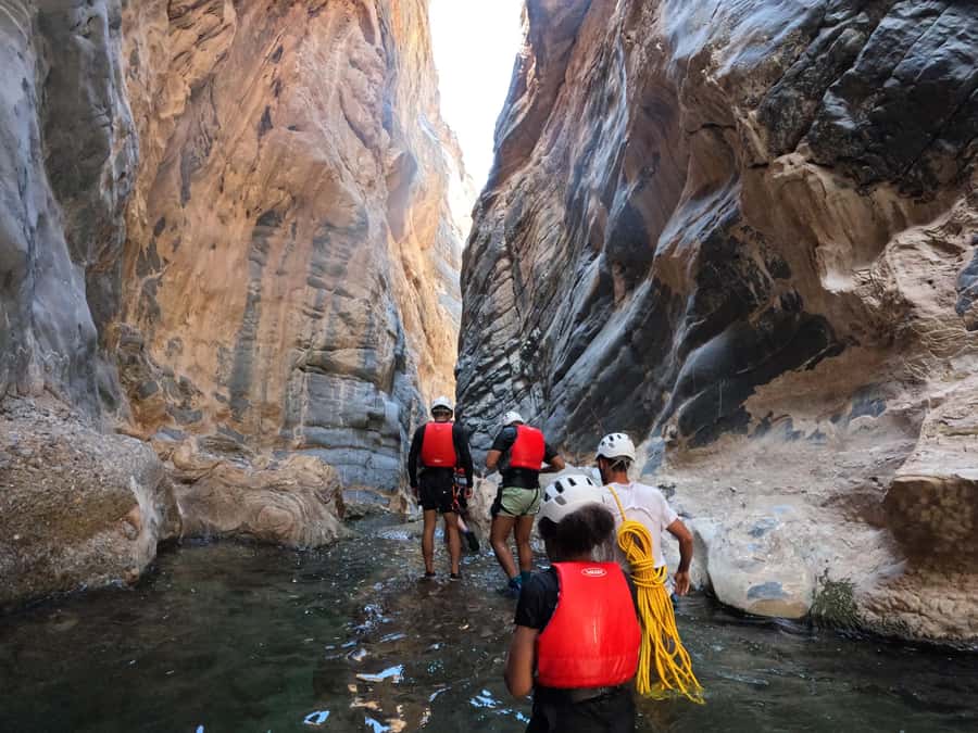 Jebel Shams: Full Day Adventure Tour through Snake Canyon - Getting There From Bilad Sayt Without Wasting a Day