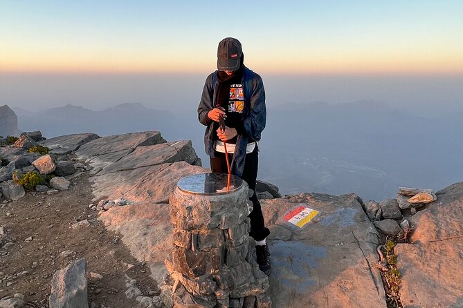 Jebel Shams summit W4 - Day 1 camp setup: sunset, dinner, and a talk that actually bonds the group