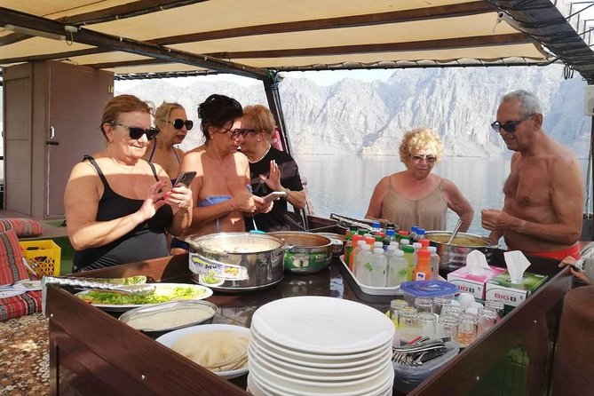 Khasab Dhow Cruise Full day, Buffet Lunch on Board, swimming - What lunch and vegetarian options mean for your planning