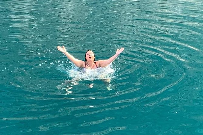 Khasab Dhow cruise-Half day with summing, dolphin watching - Snorkeling on a half-day: included gear and comfort tips