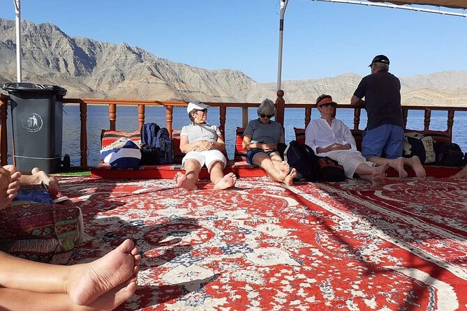 Khasab Dhow cruise-Half day with summing, dolphin watching - The boat experience: how the crew keeps things smooth