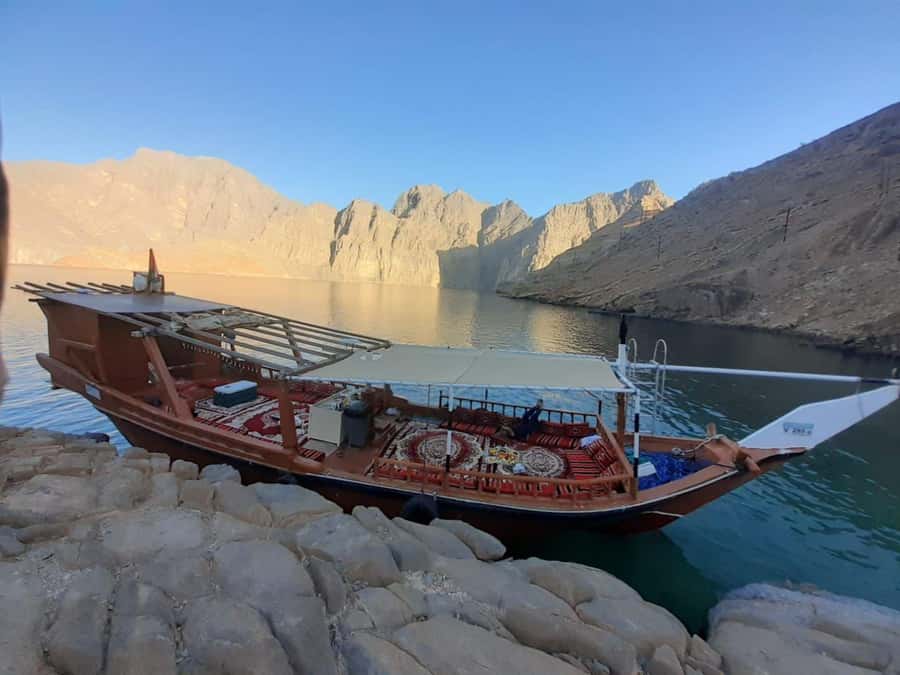 Khasab: Dhow Cruise with Lunch, Dolphin Watching& Snorkeling - Gear, Comfort, and What to Bring