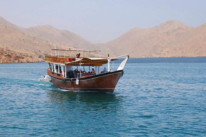 Khasab Musandam Full Day dhow cruise with lunch and Snorkeling - Two underwater moments near Telegraph Island (Jazrat al Maqlab) and Seebi Island