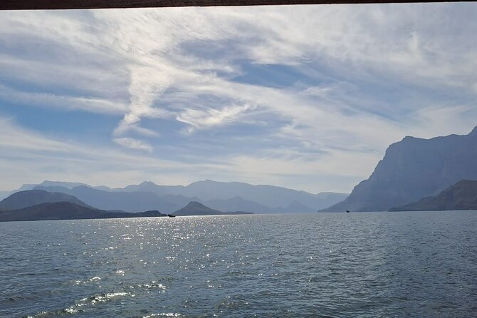 Khasab Musandam Half Day Dhow Cruise and Snorkeling Trip - Should You Book This Khasab Musandam Dhow And Snorkeling Trip?